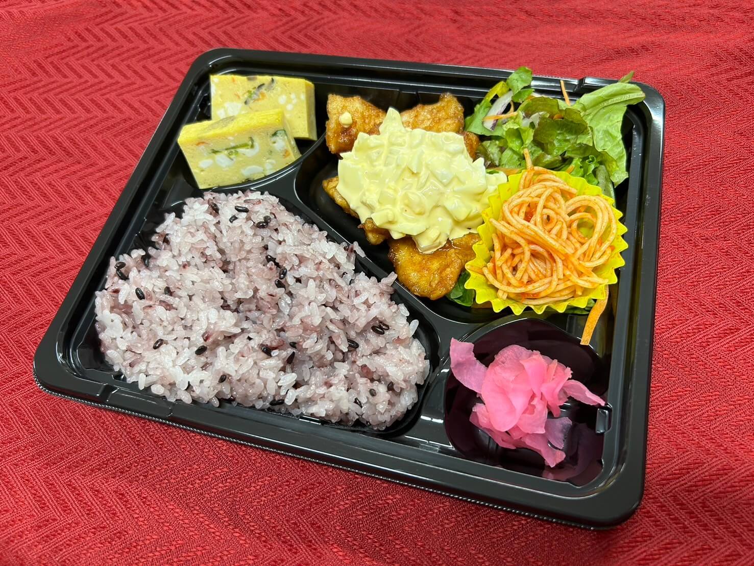 とりテリタルタル弁当